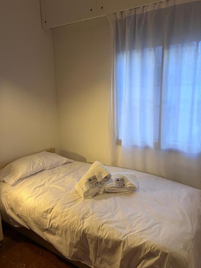 Apartamento Turistico R. Gonzalez Abreu Sewilla Zewnętrze zdjęcie