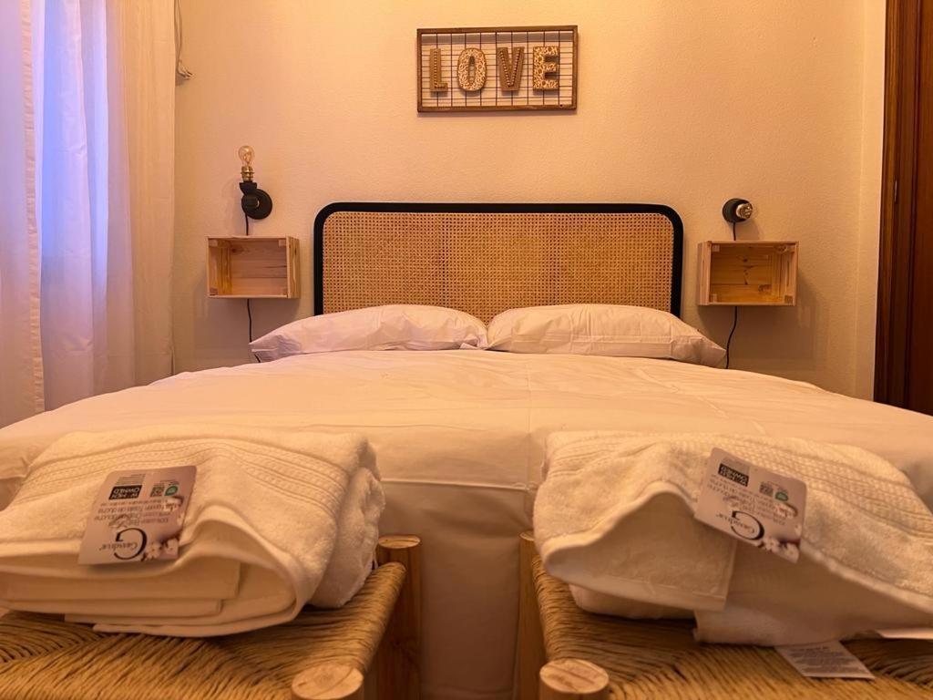Apartamento Turistico R. Gonzalez Abreu Sewilla Zewnętrze zdjęcie