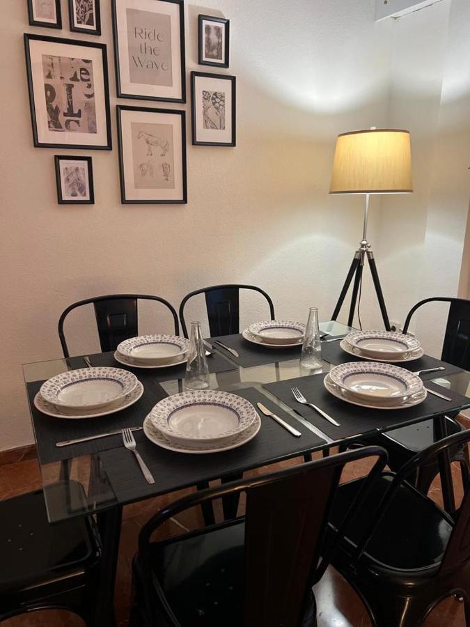 Apartamento Turistico R. Gonzalez Abreu Sewilla Zewnętrze zdjęcie