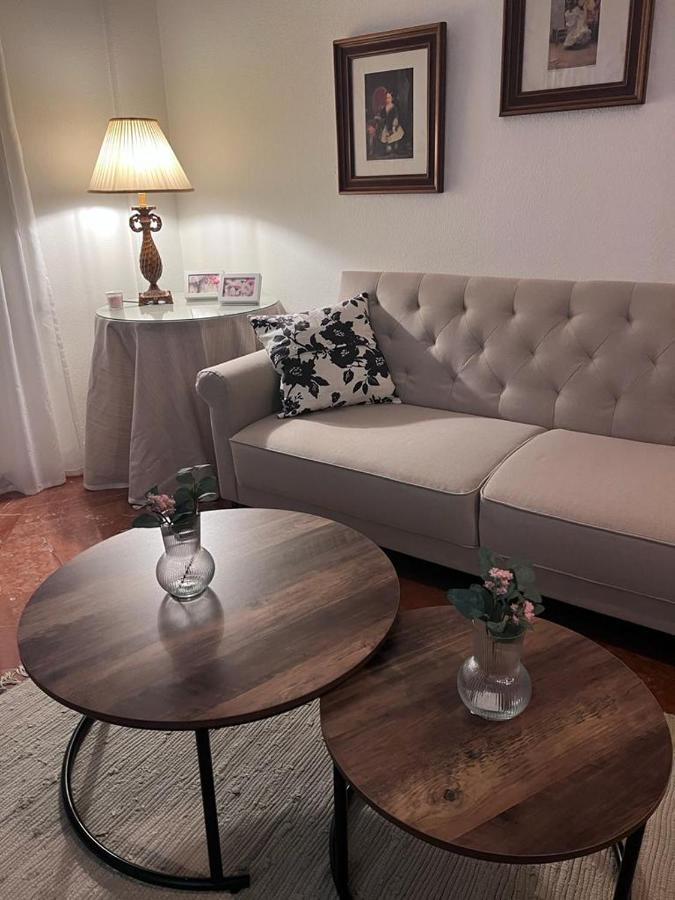 Apartamento Turistico R. Gonzalez Abreu Sewilla Zewnętrze zdjęcie